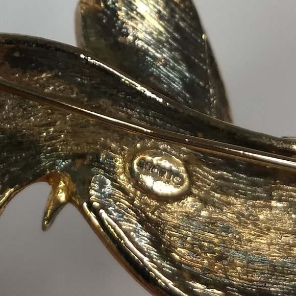 Bird Parrot Pin Brooch Green White Costume Jewelry Vintage Gold Tone Rhinestone - Picture 9 of 14